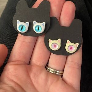 NEW Cartoon Cat Eye Stud Earrings – Set of 2 Pairs